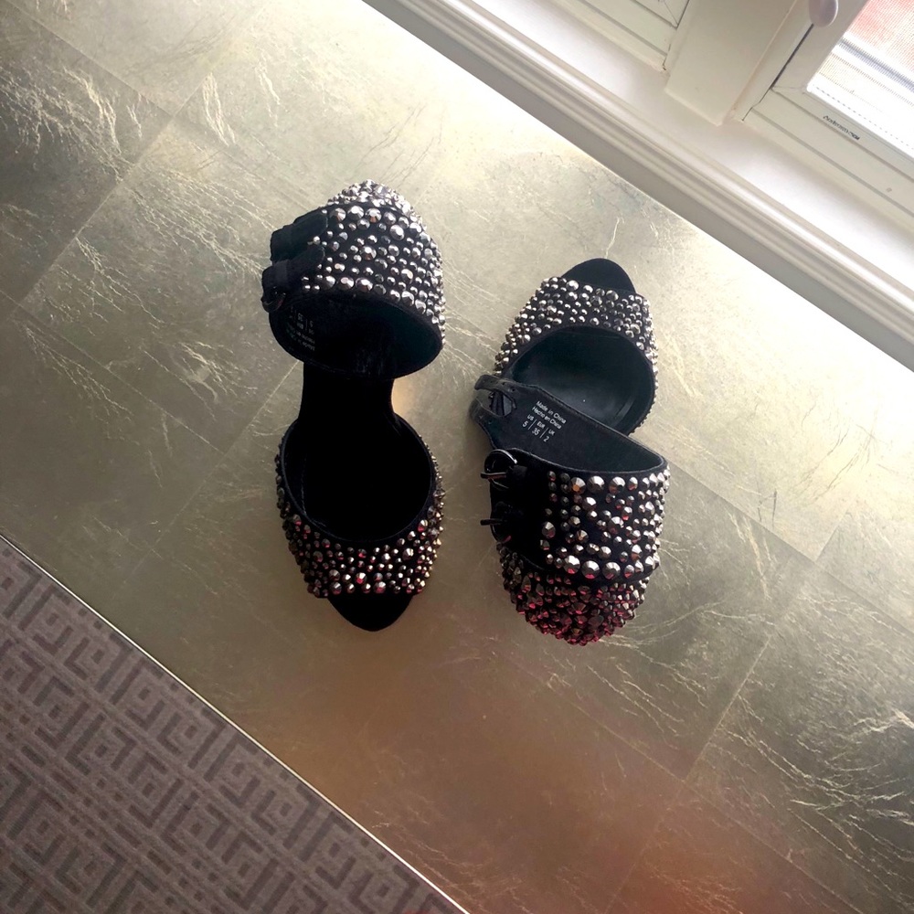 Absolutely Gorgeous ALDO Open Toes Heels